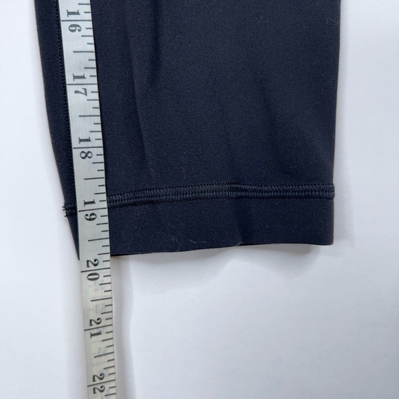 Lululemon Align Crop Leggings Black High Rise Soft Lightweight Athleisure Size 4 - Picture 11 of 11